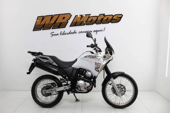 YAMAHA XTZ 250 TÉNÉRÉ BLUEFLEX YAMAHA XTZ 250 TÉNÉRÉ BLUEFLEX